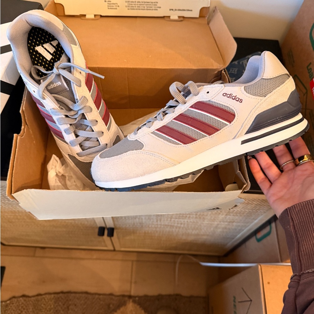 NWT and Box Adidas Run 80s Gray/Maroon/Navy